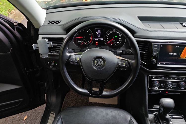 Used Volkswagen Teramont 2017 330TSI Two-Wheel-Drive Luxury Edition Steering Wheel