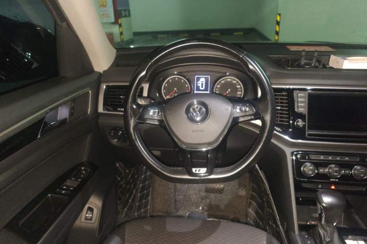 Used Volkswagen Teramont 2017 380TSI Four-Wheel Drive Comfort Edition Steering Wheel