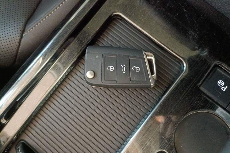 Used Volkswagen Teramont 2017 330TSI Two-Wheel-Drive Luxury Edition Vehicle Key
