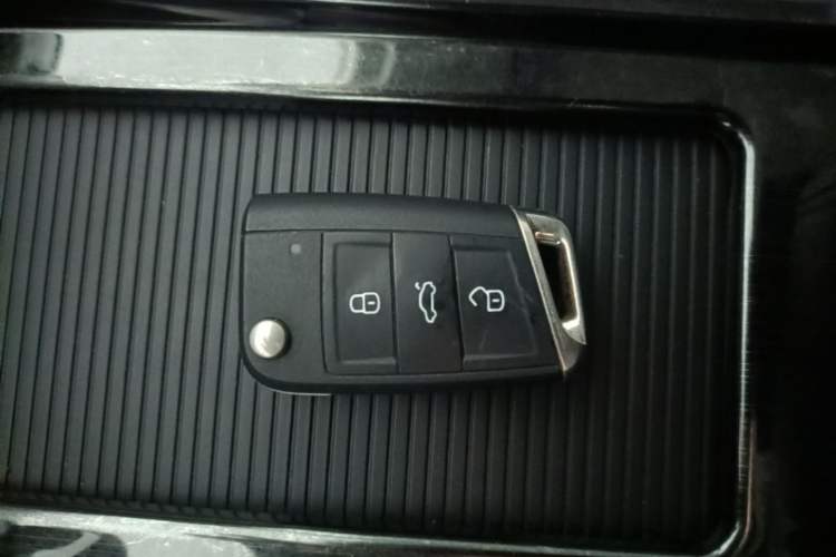 Used Volkswagen Teramont 2017 330TSI Two-Wheel-Drive Luxury Edition Vehicle Key