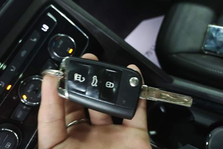 Used Volkswagen Teramont 2017 330TSI Two-Wheel-Drive Luxury Edition Vehicle Key