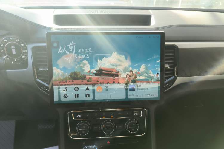Used Volkswagen Teramont 2017 530 V6 Four-Wheel Drive Supreme Flagship Edition Audio And AC Panel