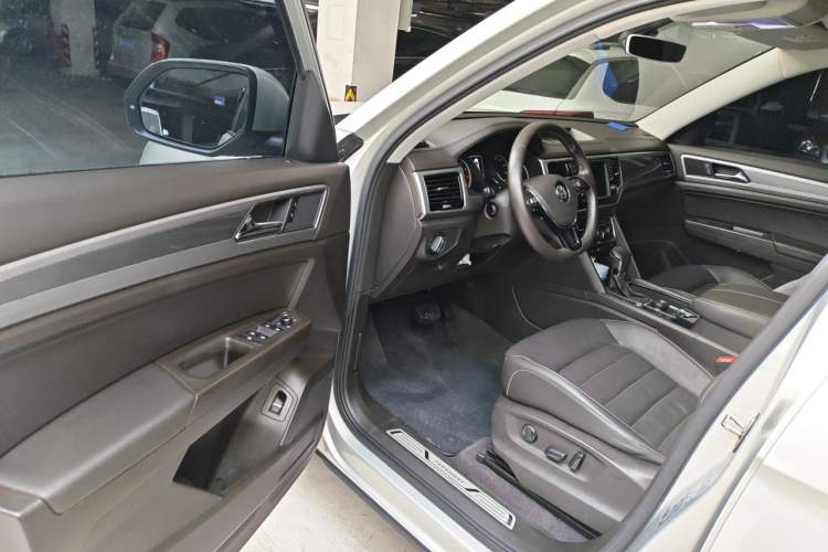 Used Volkswagen Teramont 2017 380TSI Four-Wheel Drive Luxury Edition Driver Seat