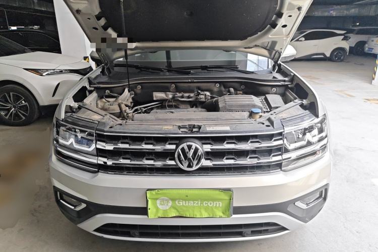 Used Volkswagen Teramont 2017 380TSI Four-Wheel Drive Luxury Edition Engine Bay