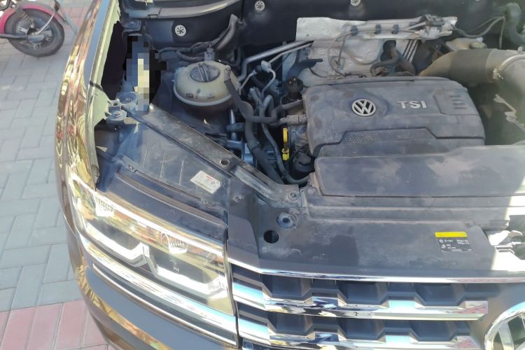 Used Volkswagen Teramont 2017 380TSI Four-Wheel Drive Comfort Edition Engine Bay Right