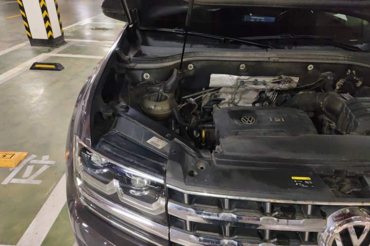 Used Volkswagen Teramont 2017 380TSI Four-Wheel Drive Flagship Edition Engine Bay Right