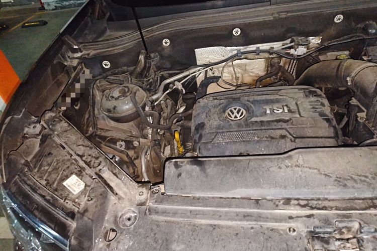 Used Volkswagen Teramont 2017 380TSI Four-Wheel Drive Luxury Edition Engine Bay Right