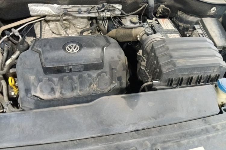 Used Volkswagen Teramont 2017 330TSI Two-Wheel-Drive Luxury Edition Engine Bay
