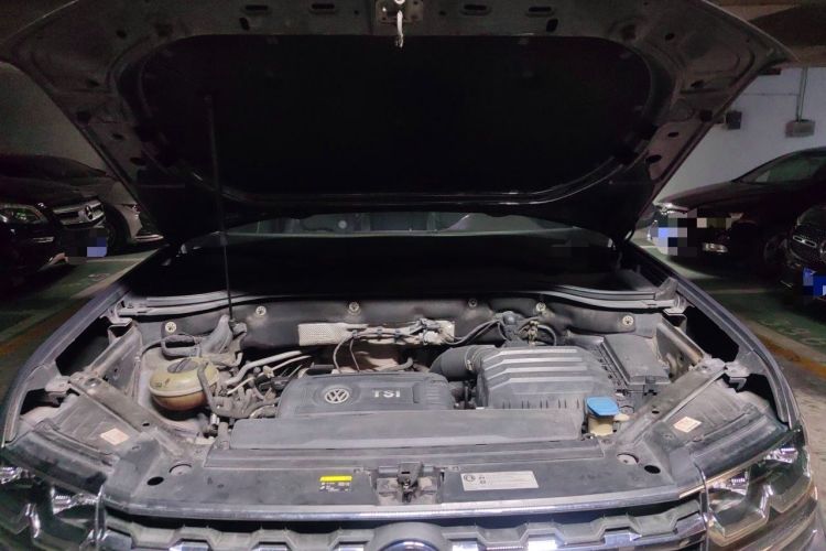 Used Volkswagen Teramont 2017 380TSI Four-Wheel Drive Luxury Edition Engine Bay