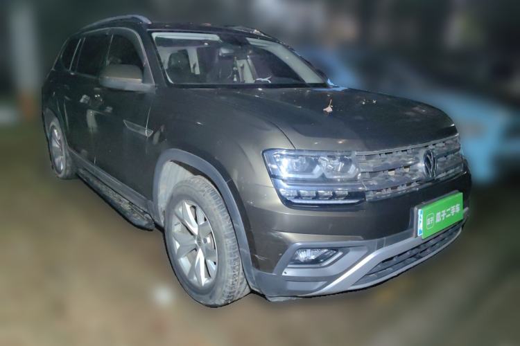 Used Volkswagen Teramont 2017 330TSI Two-Wheel-Drive Comfort Edition Front Right 45 Deg