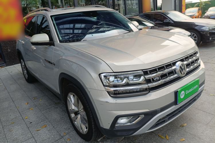 Used Volkswagen Teramont 2017 530 V6 Four-Wheel Drive Flagship Edition Front Right 45 Deg