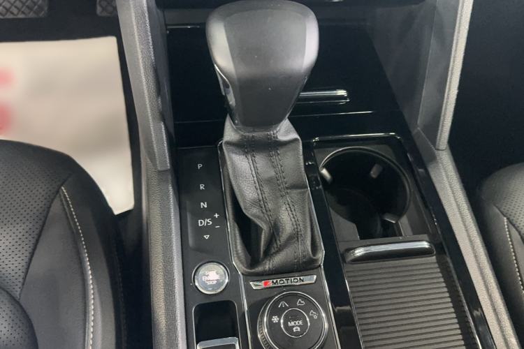 Used Volkswagen Teramont 2017 380TSI Four-Wheel Drive Luxury Edition Gear Lever