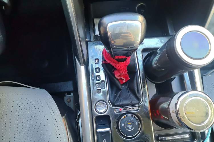 Used Volkswagen Teramont 2017 380TSI Four-Wheel Drive Comfort Edition Gear Lever