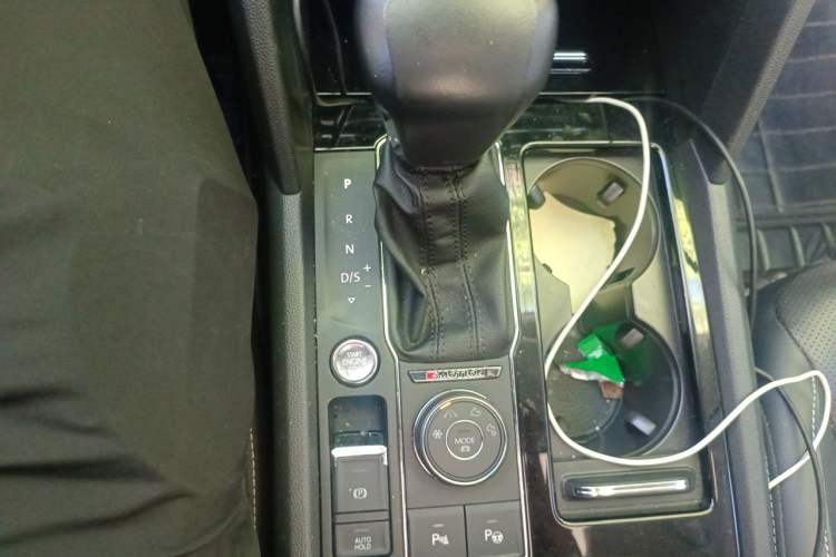 Used Volkswagen Teramont 2017 380TSI Four-Wheel Drive Luxury Edition Gear Lever
