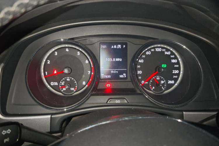 Used Volkswagen Teramont 2017 330TSI Two-Wheel-Drive Luxury Edition Instrument Cluster
