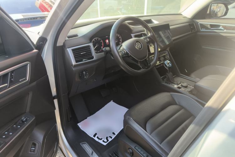 Used Volkswagen Teramont 2017 530 V6 Four-Wheel Drive Supreme Flagship Edition Interior 3