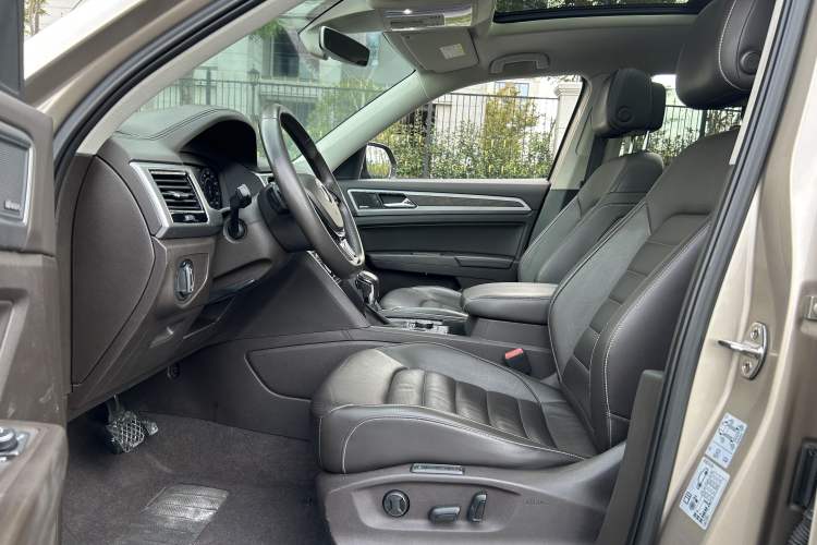 Used Volkswagen Teramont 2017 530 V6 Four-Wheel Drive Flagship Edition Interior 7