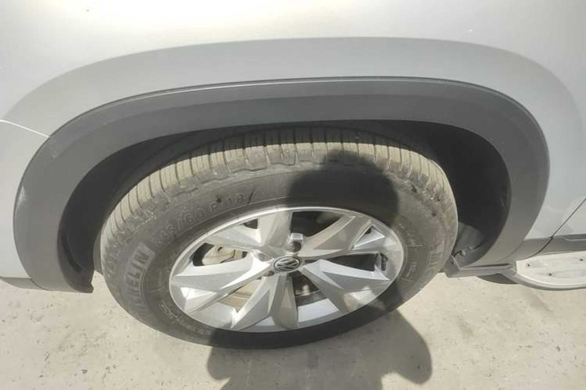 Used Volkswagen Teramont 2017 380TSI Four-Wheel Drive Comfort Edition Left Front Wheel Hub