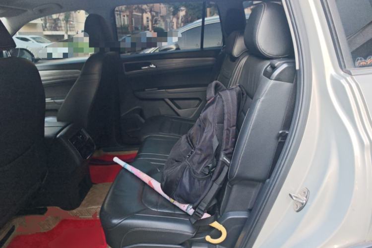 Used Volkswagen Teramont 2017 330TSI Two-Wheel-Drive Luxury Edition Left Rear Seat