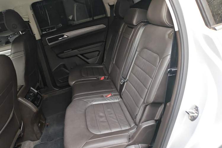 Used Volkswagen Teramont 2017 380TSI Four-Wheel Drive Luxury Edition Left Rear Seat
