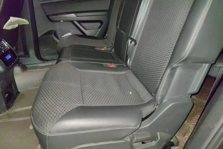 Used Volkswagen Teramont 2017 330TSI Two-Wheel-Drive Comfort Edition Left Rear Seat