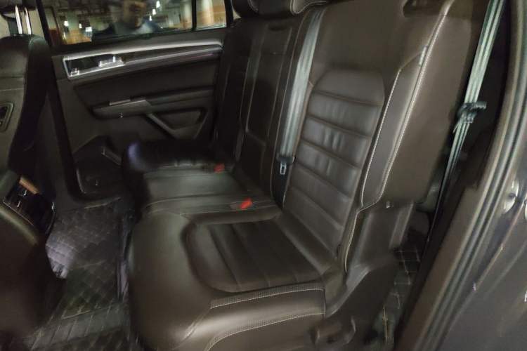 Used Volkswagen Teramont 2017 380TSI Four-Wheel Drive Flagship Edition Left Rear Seat