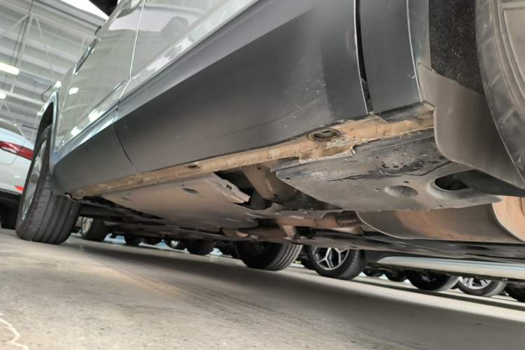 Used Volkswagen Teramont 2017 380TSI Four-Wheel Drive Comfort Edition Left Side Sill
