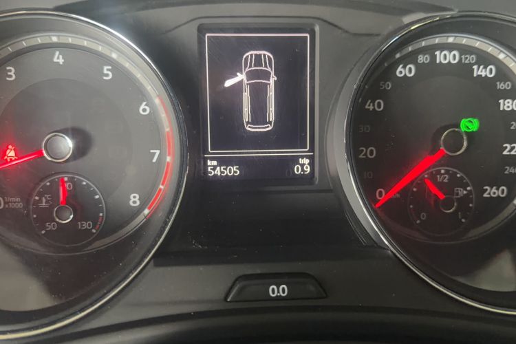 Used Volkswagen Teramont 2017 380TSI Four-Wheel Drive Luxury Edition Odometer Close Up