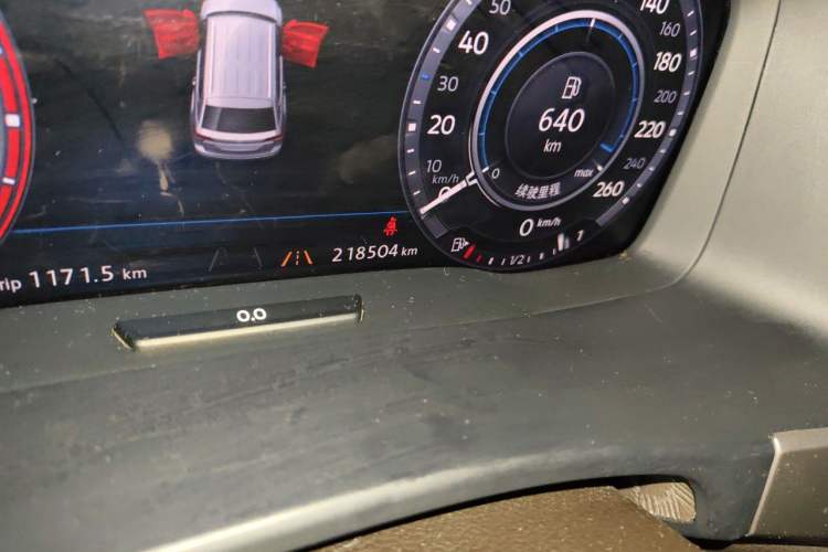 Used Volkswagen Teramont 2017 380TSI Four-Wheel Drive Flagship Edition Odometer Close Up