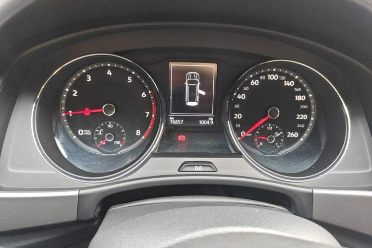 Used Volkswagen Teramont 2017 380TSI Four-Wheel Drive Luxury Edition Odometer Close Up