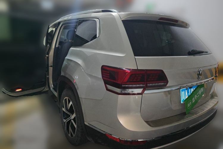 Used Volkswagen Teramont 2017 380TSI Four-Wheel Drive Luxury Edition Rear Left 45 Deg