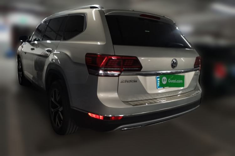 Used Volkswagen Teramont 2017 330TSI Two-Wheel-Drive Luxury Edition Rear Left 45 Deg