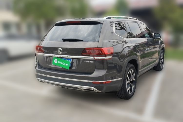 Used Volkswagen Teramont 2017 380TSI Four-Wheel Drive Luxury Edition Rear Right 45 Deg