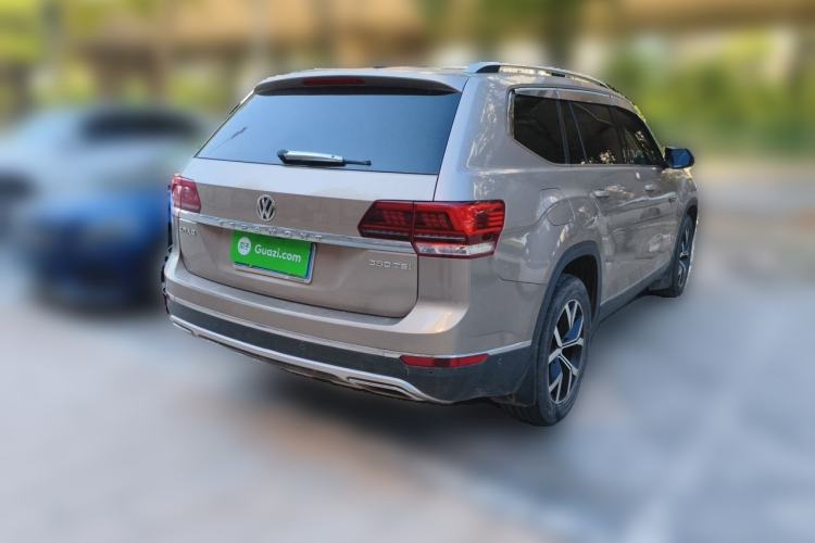 Used Volkswagen Teramont 2017 380TSI Four-Wheel Drive Luxury Edition Rear Right 45 Deg