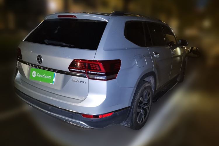 Used Volkswagen Teramont 2017 380TSI Four-Wheel Drive Luxury Edition Rear Right 45 Deg