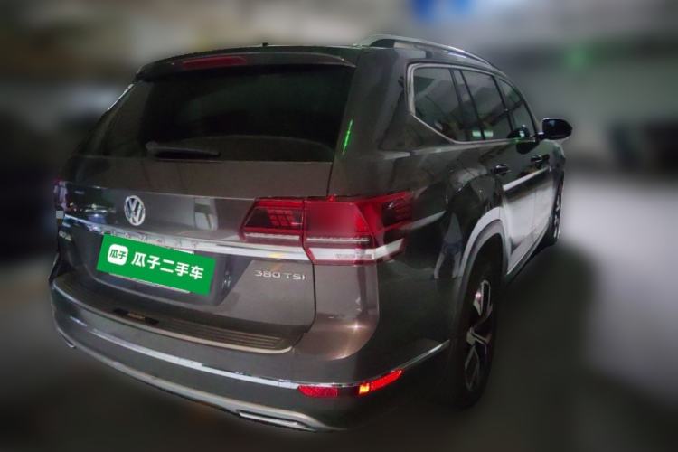 Used Volkswagen Teramont 2017 380TSI Four-Wheel Drive Luxury Edition Rear Right 45 Deg