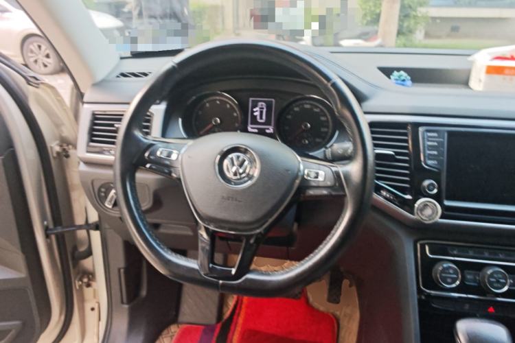 Used Volkswagen Teramont 2017 330TSI Two-Wheel-Drive Luxury Edition Steering Wheel