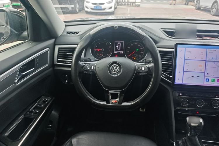 Used Volkswagen Teramont 2017 530 V6 Four-Wheel Drive Luxury Edition Steering Wheel