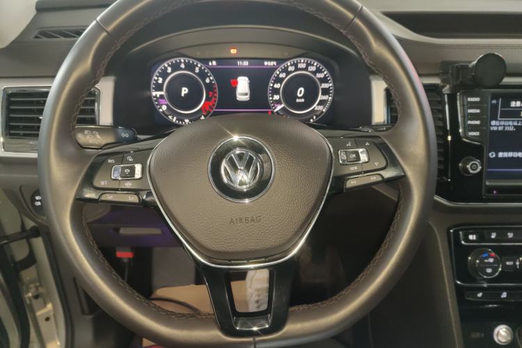 Used Volkswagen Teramont 2017 380TSI Four-Wheel Drive Flagship Edition Steering Wheel
