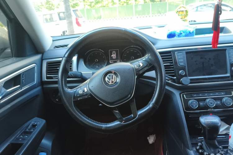 Used Volkswagen Teramont 2017 380TSI Four-Wheel Drive Luxury Edition Steering Wheel
