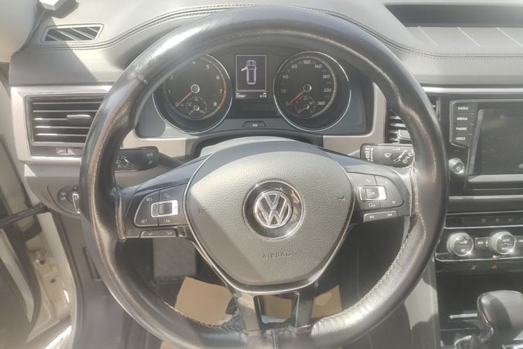 Used Volkswagen Teramont 2017 380TSI Four-Wheel Drive Comfort Edition Steering Wheel