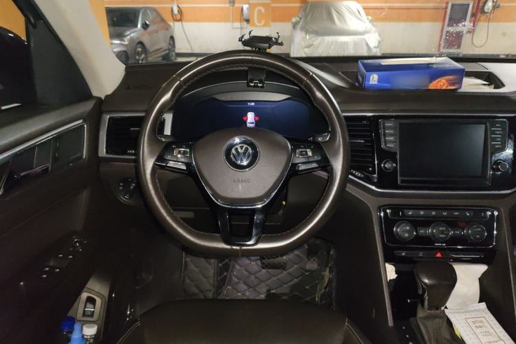 Used Volkswagen Teramont 2017 380TSI Four-Wheel Drive Flagship Edition Steering Wheel