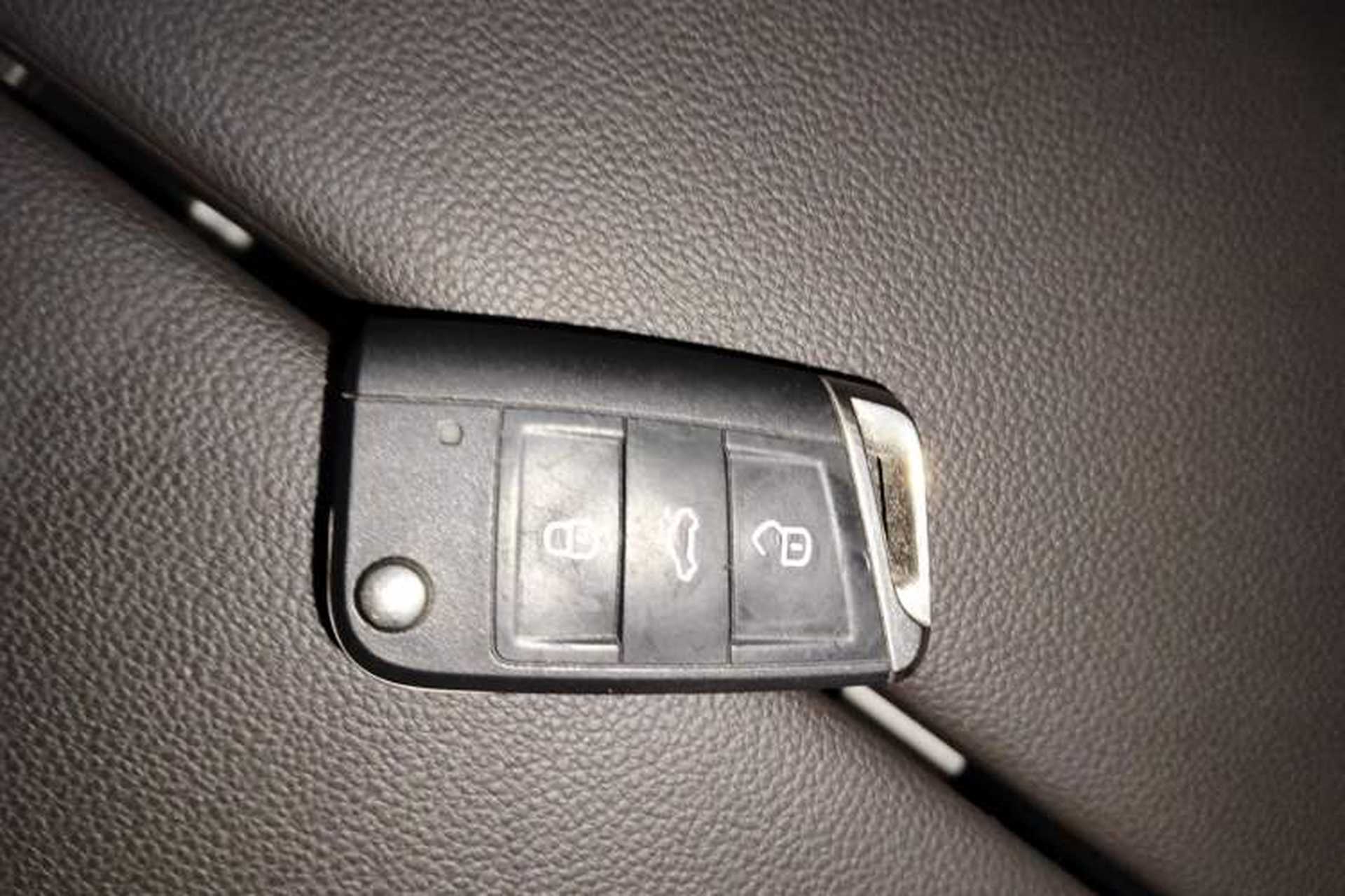 Used Volkswagen Teramont 2017 380TSI Four-Wheel Drive Luxury Edition Vehicle Key