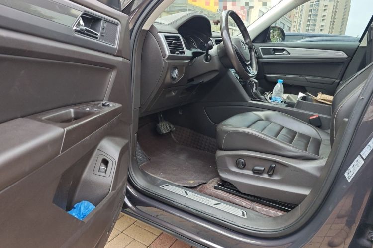 Used Volkswagen Teramont 2017 330TSI Two-Wheel-Drive Luxury Edition Driver Seat