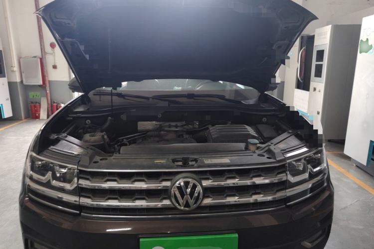 Used Volkswagen Teramont 2017 330TSI Two-Wheel-Drive Luxury Edition Engine Bay