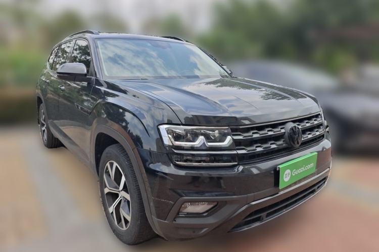 Used Volkswagen Teramont 2017 330TSI Two-Wheel-Drive Luxury Edition Front Right 45 Deg