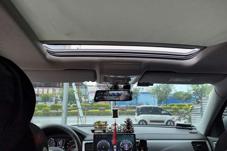 Used Volkswagen Teramont 2017 330TSI Two-Wheel-Drive Luxury Edition Headliner