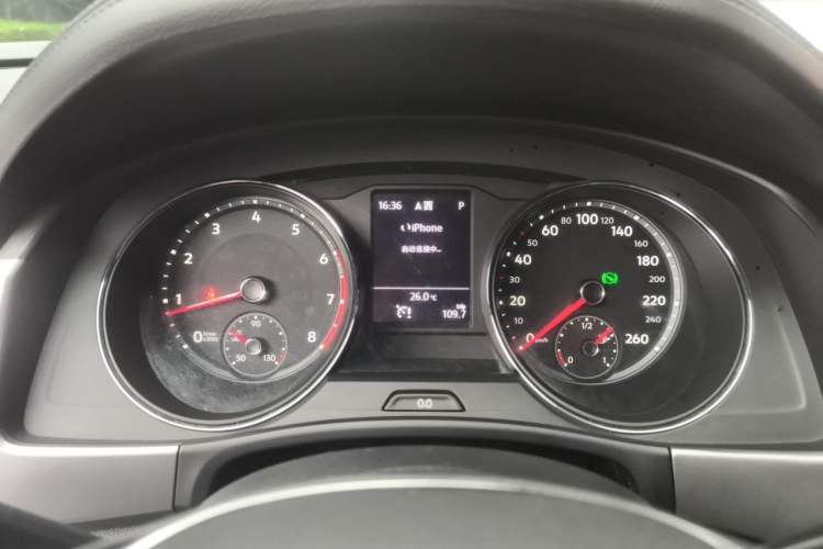 Used Volkswagen Teramont 2017 330TSI Two-Wheel-Drive Luxury Edition Instrument Cluster