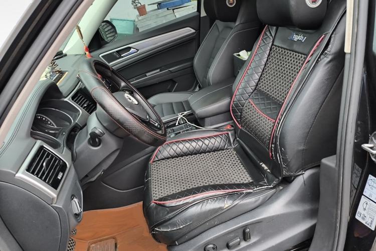 Used Volkswagen Teramont 2017 330TSI Two-Wheel-Drive Luxury Edition Left Front Seat