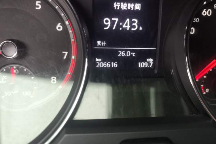 Used Volkswagen Teramont 2017 330TSI Two-Wheel-Drive Luxury Edition Odometer Close Up